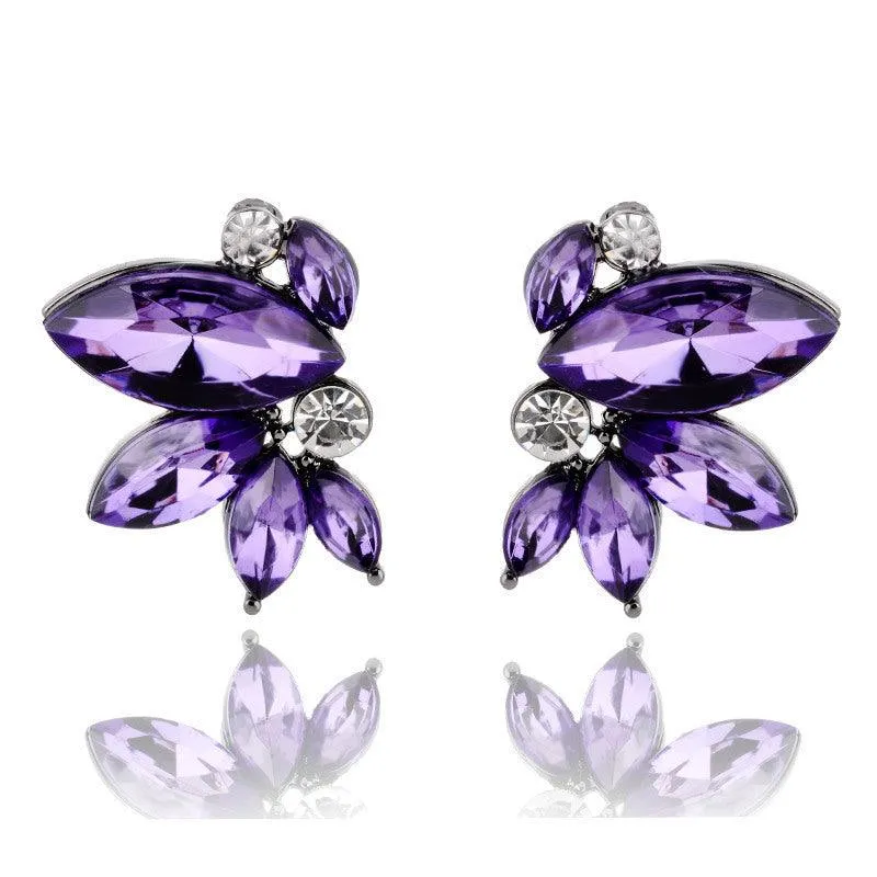 E8.Rhinestone Decor Stud Earrings