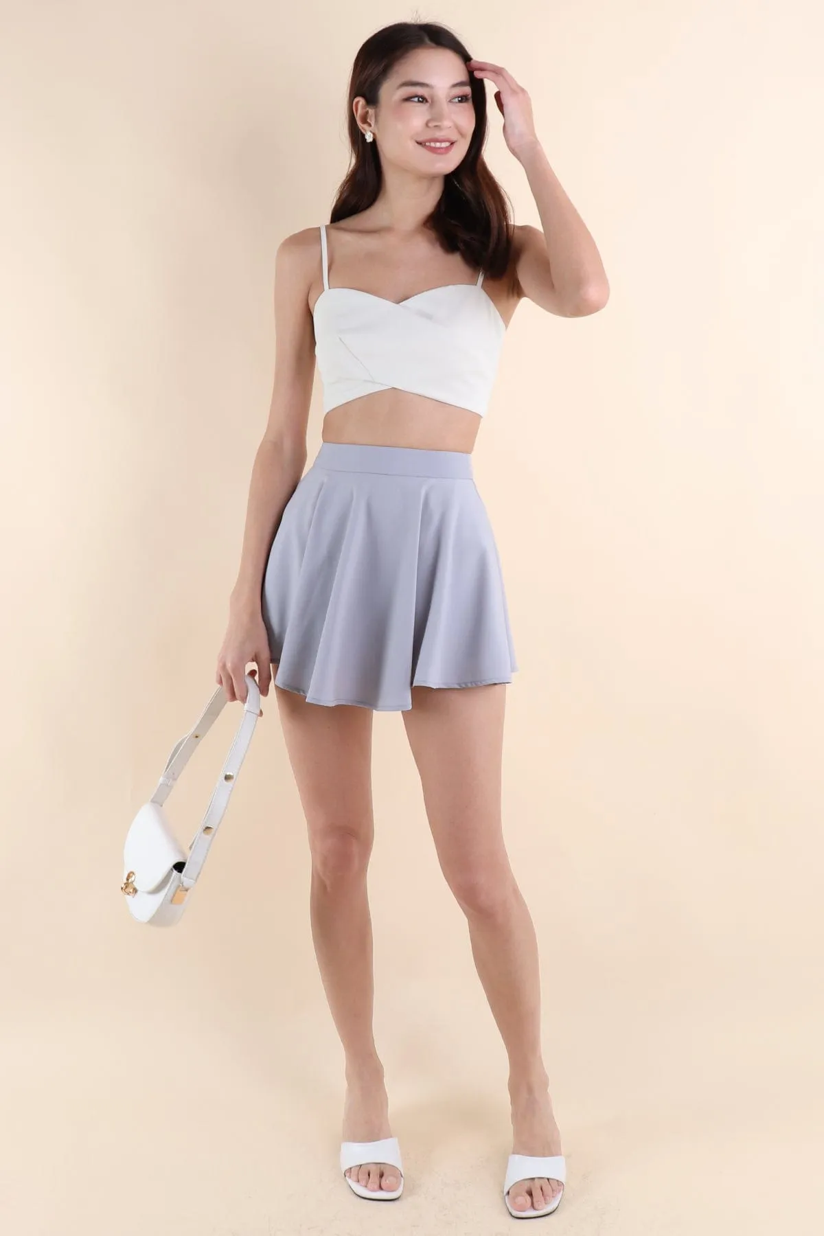 ELLAMAE CURVE HEM SKORTS IN PERIWINKLE