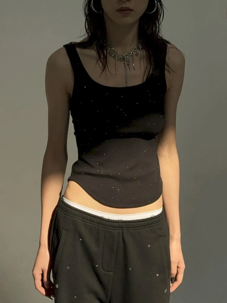 Large U Neck Rounded Hem Tank Top【s0000007353】